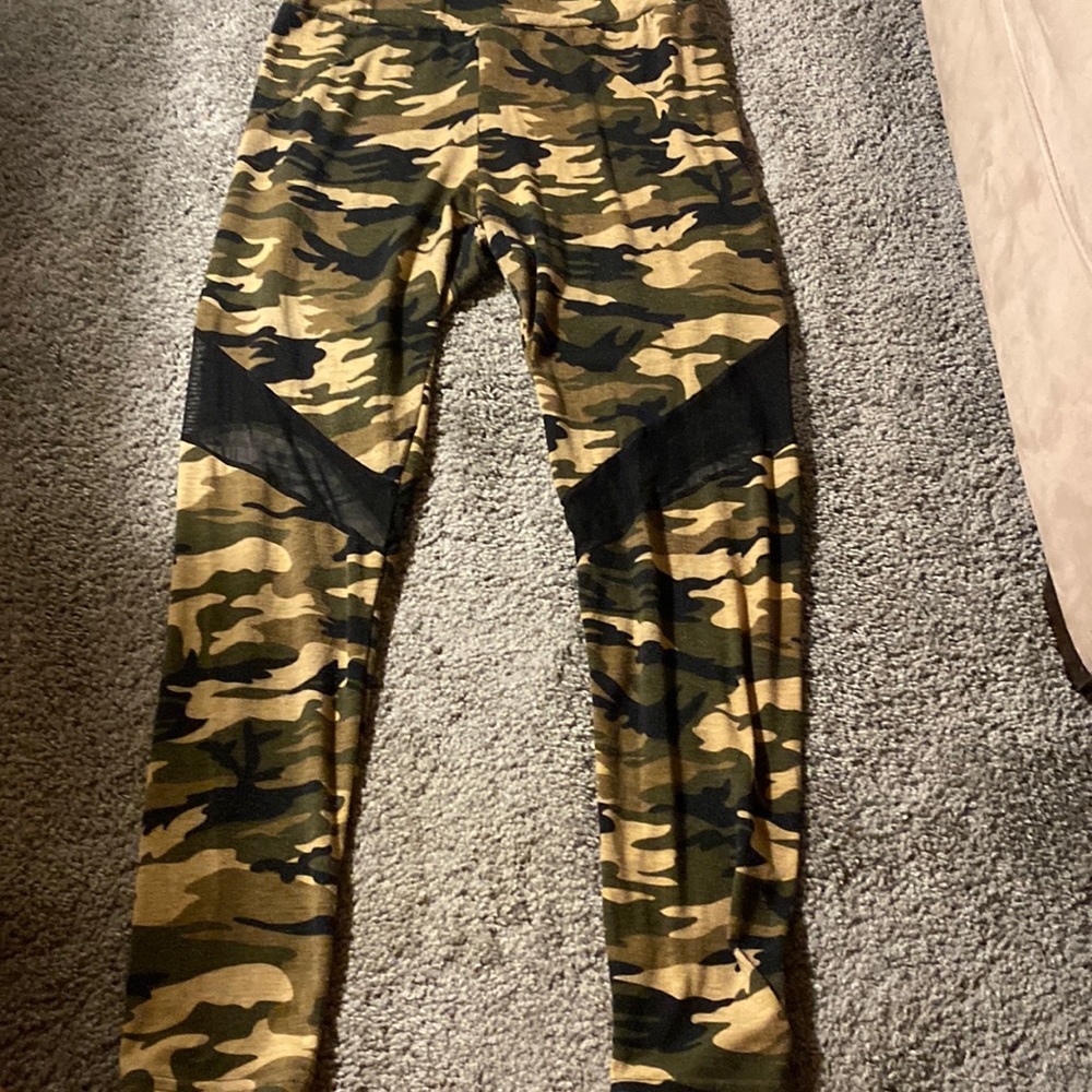 Camouflage leggings